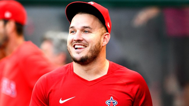 Mike Trout Clowns Baseball Twitter Account That Was Criticizing His Swing