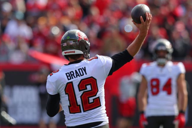 tampa-bay-buccaneers-fan-big-payday-tom-brady