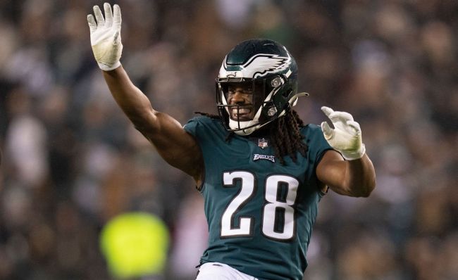Anthony Harris Takes Fan To 'Daddy-Daughter' Dance After Father's Death