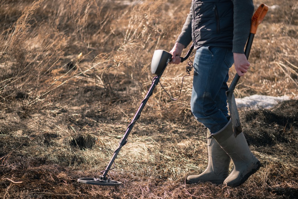 Man Finds Henry III Gold Coin With Metal Detector, Sells It For $878K