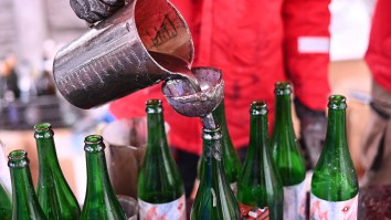 A Ukrainian Brewery Is Using Beer Bottles To Make Molotov Cocktails To Defend The City It Calls Home