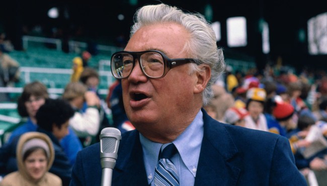 Frank Sinatra Was The Only Person Ever Able To Outdrink Harry Caray