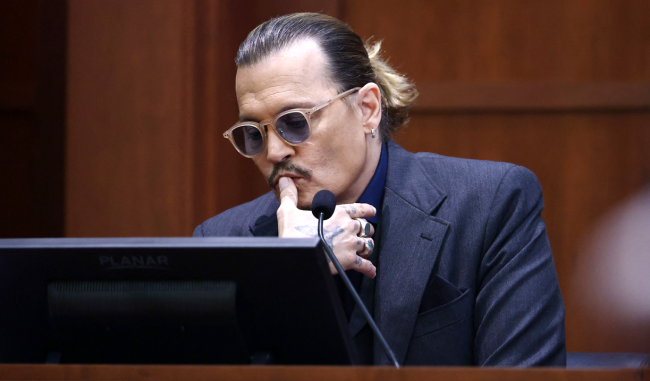 Disturbing Text Messages From Johnny Depp To Amber Heard Revealed In Court