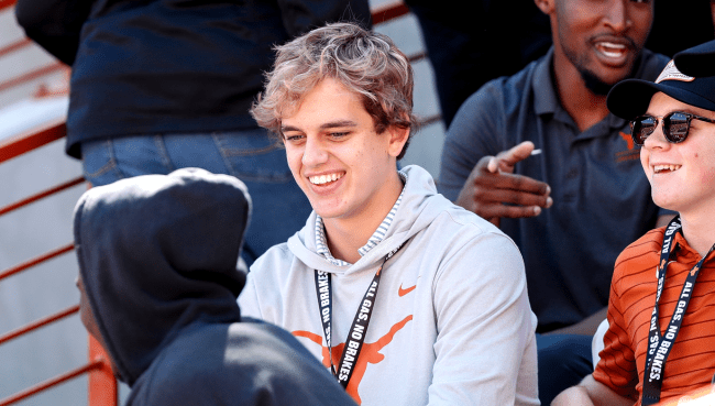 Ex-NFL Star Chris Long Tries Convincing Arch Manning To Go To Virginia