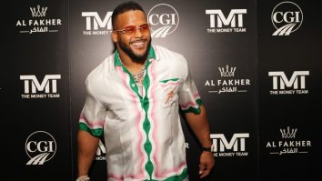 NFL Reacts To Aaron Donald Signing With Kanye West, Antonio Brown’s Donda Sports And Teasing A Cleat Collab