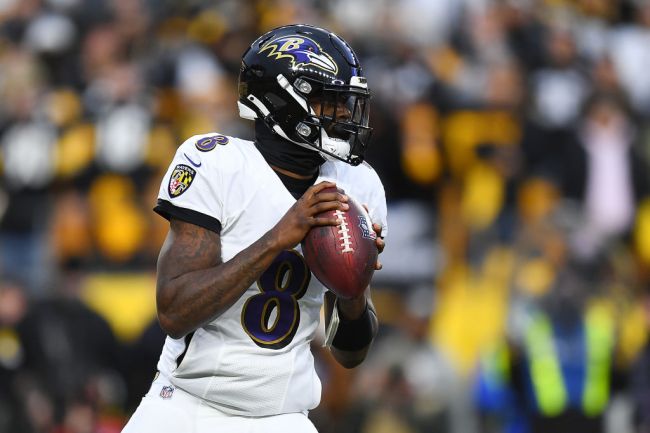 twitter-user-argues-with-lamar-jackson-about-jacksons-signature