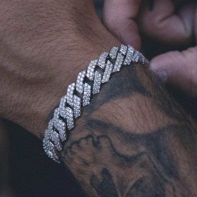 GLD - Diamond Prong Link Bracelet in White Gold