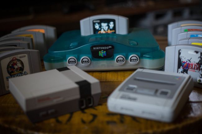 Goldeneye video game played on N64 with split screens to prevent cheating.