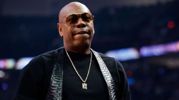 Dave Chappelle’s Hollywood Bowl Set Was Reportedly A Politically-Charged Event, With Jokes About Abortion, Russia, LGBTQ Community