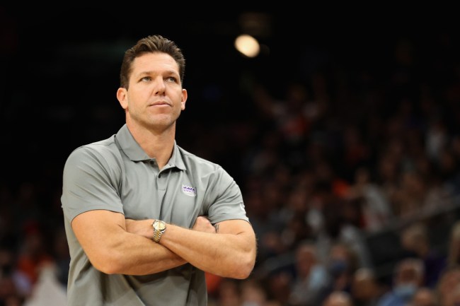 NBA Fans Are Perplexed After Luke Walton Lands Another Coaching Job
