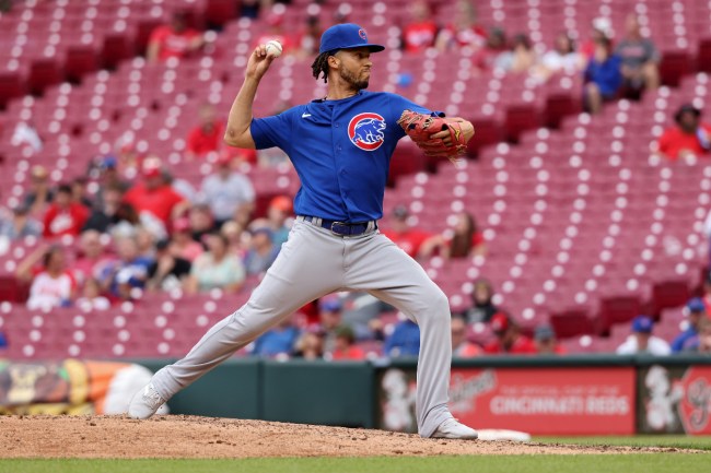 Fans Show Mixed Reactions After Andrelton Simmons' 45 MPH Pitch