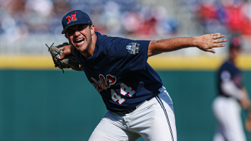 21-Year-Old Pitcher Throws Complete Game Shutout After Somehow Seeing First Giraffe Of His Life
