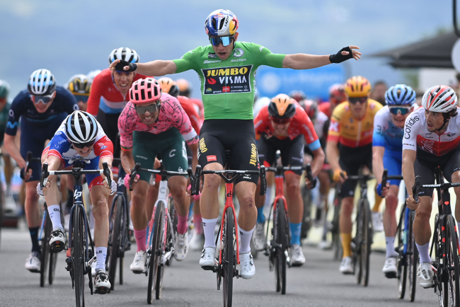 Hilariously Embarrassing Scene Unfolds As Cyclist Celebrates Early, Loses