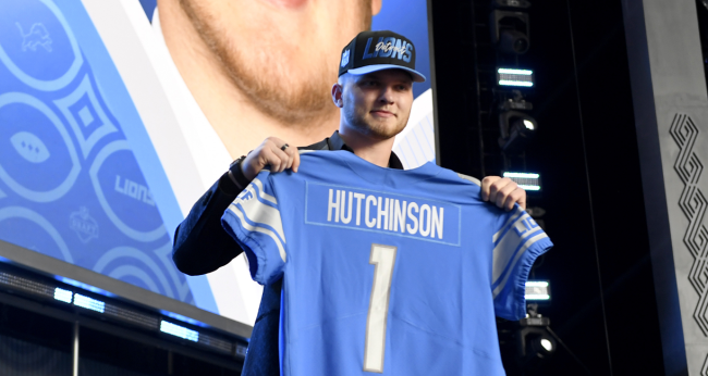 Lions Draft Pick Aidan Hutchinsons Sister Aria Named Miss Michigan