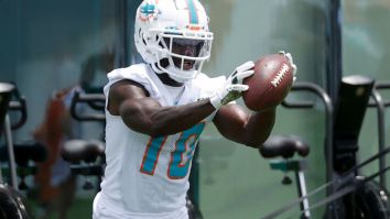 Tyreek Hill Makes Surprising Comparison Between Tua Tagovailoa And Patrick Mahomes