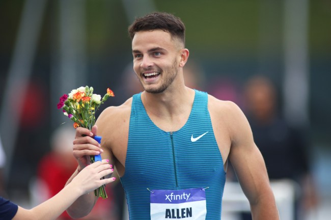 Eagles WR Devon Allen Shows Off Incredible Athleticism In 110M Hurdles