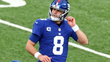 Daniel Jones’ Plan To Improve In His Make-Or-Break 4th Year Is To… Hit The Deck Quicker?