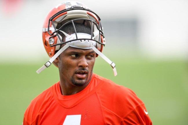 Deshaun Watson Tried To Settle All His Lawsuits To Be Traded To 1 Team