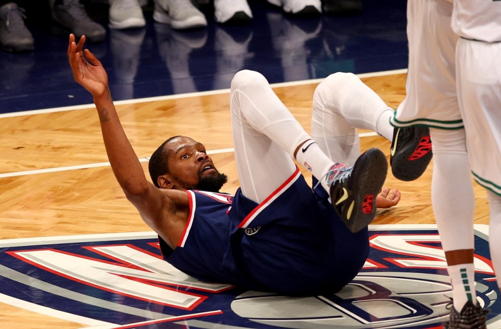 These Brooklyn Nets Fans Couldn't Be Happier That Kevin Durant Is Leaving