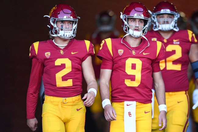 Past & Present USC Quarterbacks Are Getting Heisman Trophy Buzz 