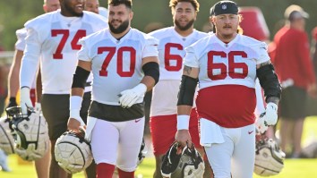 Buccaneers Fans Express Their Concern After Brutal Injury To Ryan Jensen