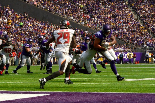 The Buccaneers Bring In Gronk Replacement With Kyle Rudolph Signing
