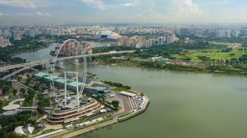 Call Of Duty Is Making The Singapore F1 Track Into A Playable Map For The Modern Warfare 2 Beta