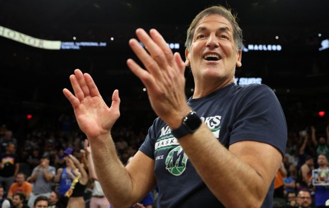 Mavericks Owner Mark Cuban Shares Wild Story About Juwan Howard’s Birthday Party