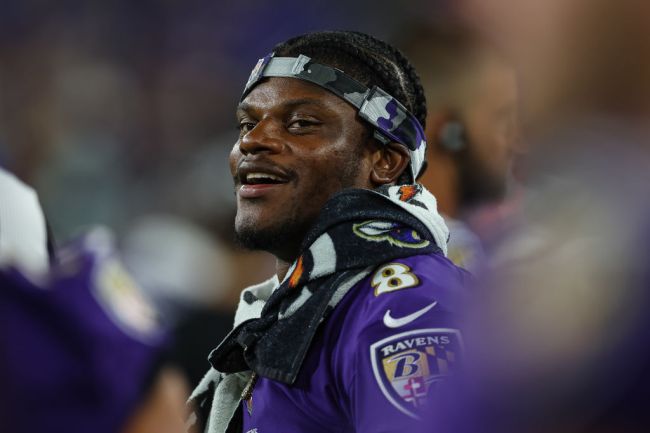 lamar-jackson-sets-deadline-contract-negotiations-baltimore-ravens
