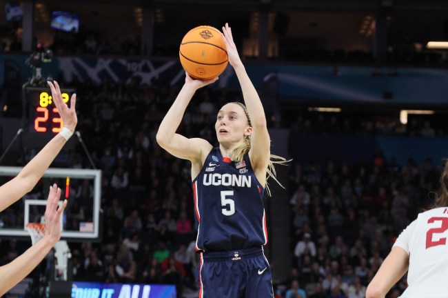 The Sports World Is Stunned After Paige Bueckers Tears ACL 