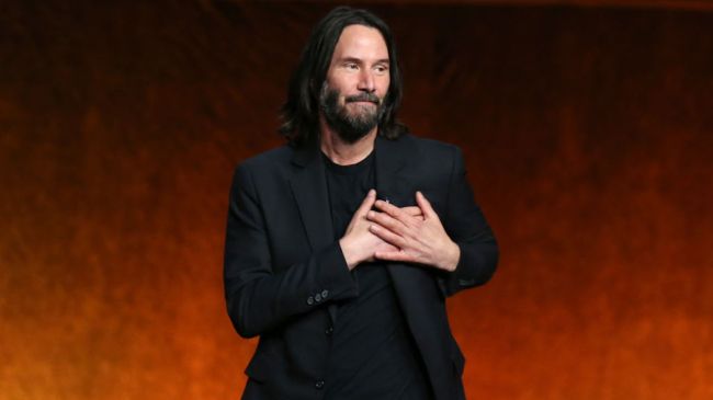 Keanu Reeves Crashed An English Couple's Wedding, Took Photos