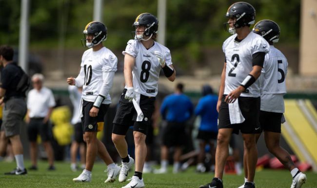 Mike Tomlin's Provides Lengthy, Useless Update On Steelers' QB Situation