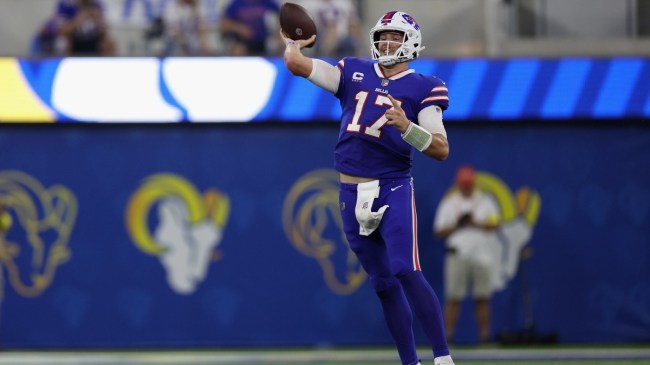 NFL World Reacts to Bills Blowout Win Over Rams On Opening Night