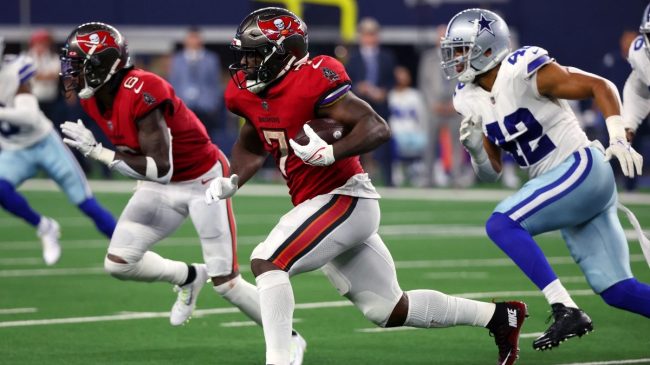 Leonard Fournette Hilariously Responds To Micah Parsons’ Criticism