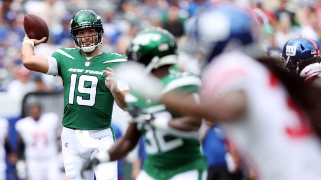 new-york-jets-make-official-decision-starting-quarterback-week-1