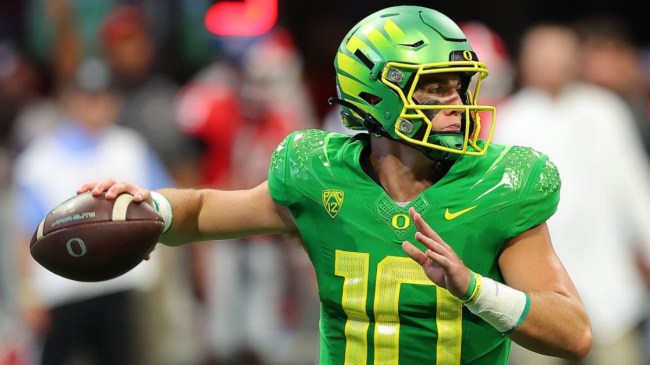 oregon-head-coach-dan-lanning-makes-decision-bo-nix