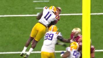 FSU’s Jordan Travis Throws Amazing TD Pass After Getting Absolutely Destroyed By Brutal Helmet-To-Helmet Hit