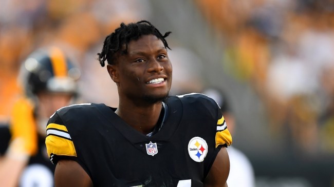Pittsburgh Steelers' Rookie George Pickens May Have Just Made The Catch Of The Year