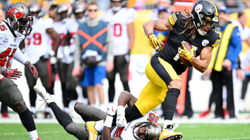 Packers Rumored To Be Eyeing Major WR Target In Hopes Of Giving Aaron Rodgers Another Weapon
