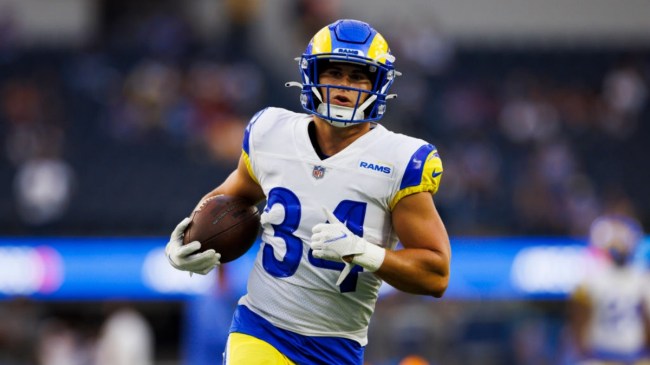 former-bachelor-contestants-boyfriend-signs-with-new-orleans-saints