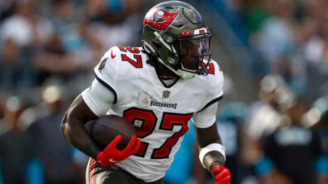 kansas-city-chiefs-running-back-tweeted-that-he-wants-to-be-released