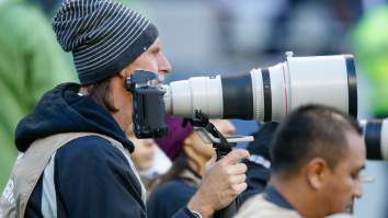 Fans Are Losing It After Learning Randy Johnson Is Now A Photographer With A Dead Bird As His Website Logo