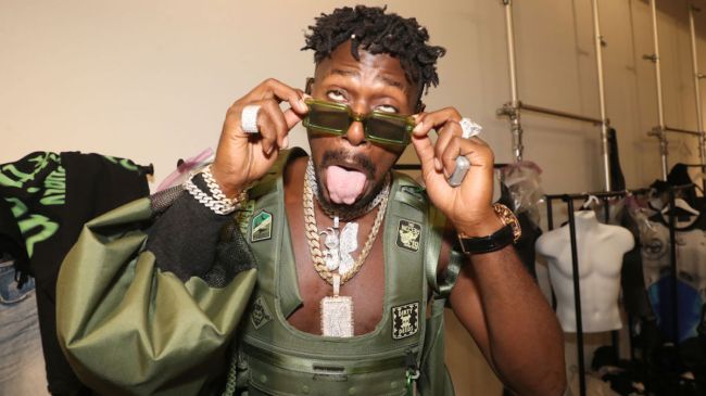 Antonio Brown Weighs In On Kanye's 'White Lives Matter' Shirt