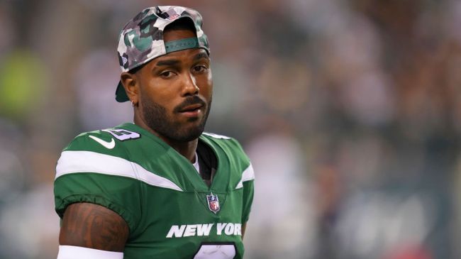 Jets Fans Uncover Elijah Moore's Alleged Burner Account On Twitter