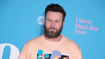 Taran Killam Had The Single Least Funny Comedy Bit Of All Time At Halftime Of Thursday Night Football