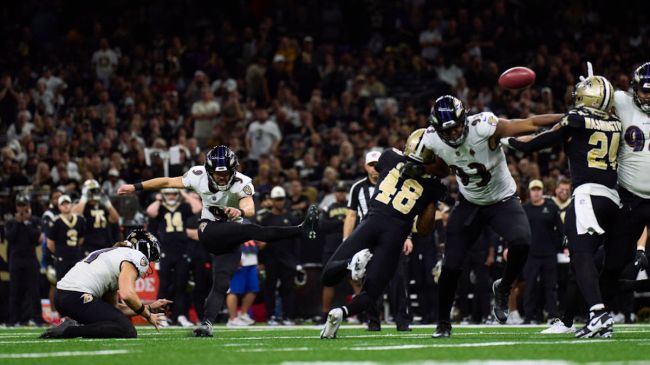 Justin Tucker Clowns On The Saints On The Ravens' Plane Ride Home
