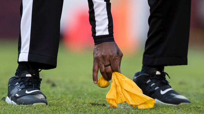 NFL Admits Refs Screwed Bears Multiple TImes In Loss To Dolphins