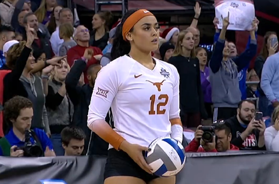 Keonilei Akana getting ready to serve