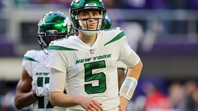 Mike White takes the field for the New York Jets.