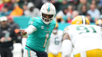 Dolphins Fans Argue Over Theory Tua Tagovailoa Suffered Concussion During Packers Game